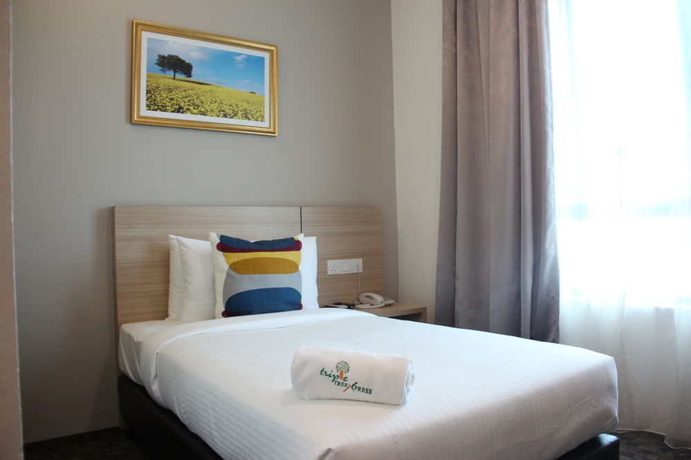 The Inn Bintulu Εξωτερικό φωτογραφία